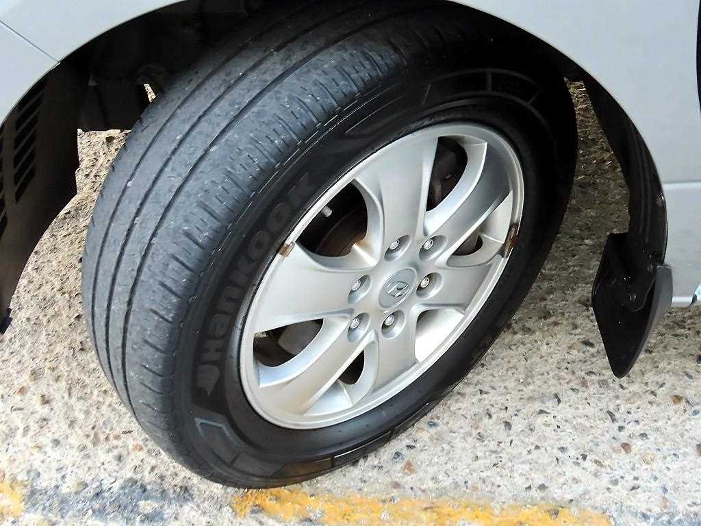 Hyundai Starex — photo 20
