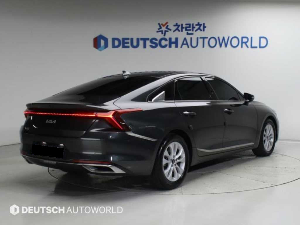 Kia K8 — photo 02