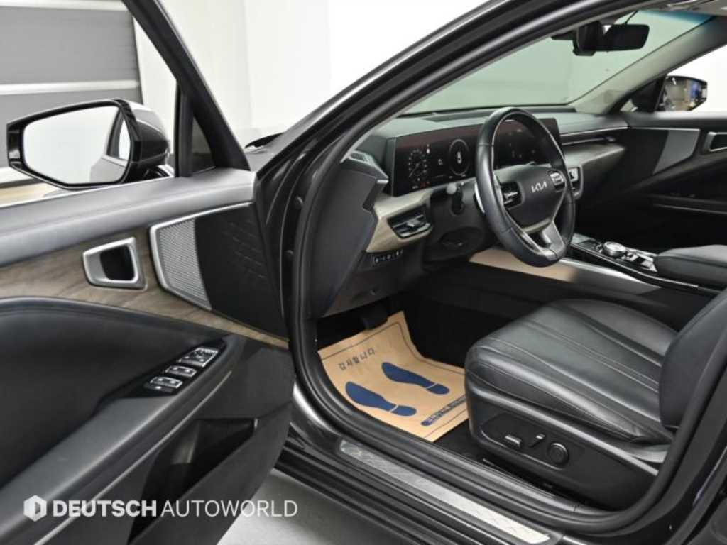 Kia K8 — photo 11