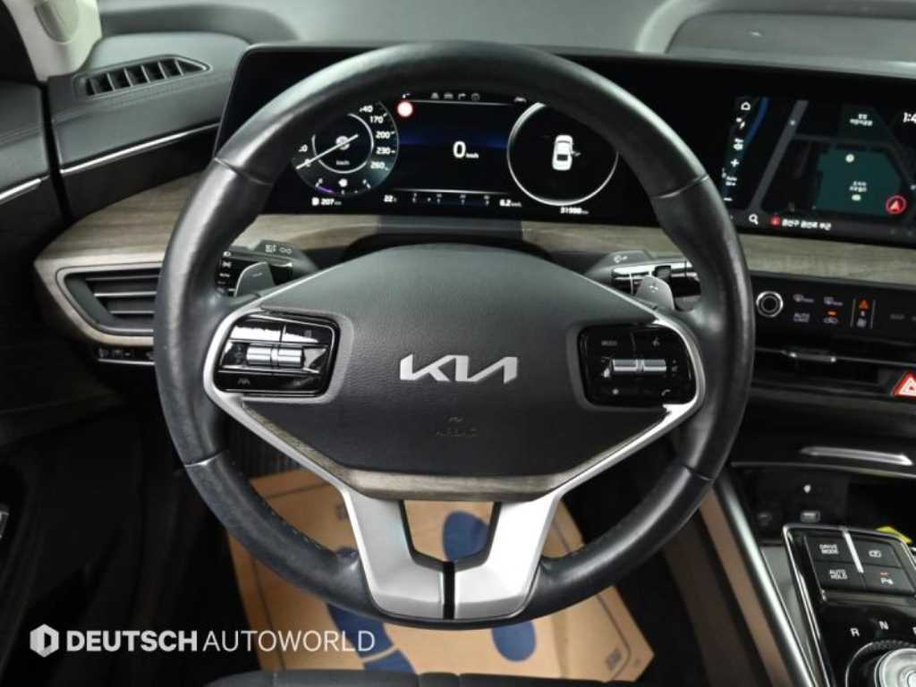 Kia K8 — photo 13