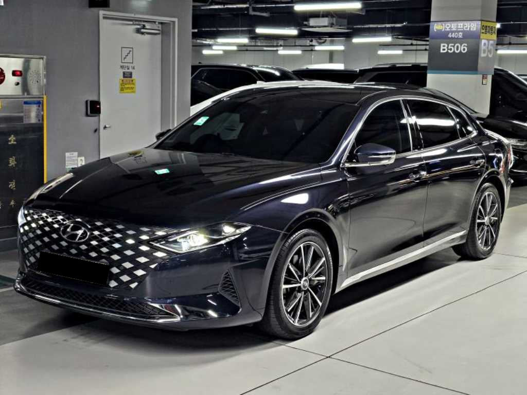 Hyundai Grandeur — photo 01
