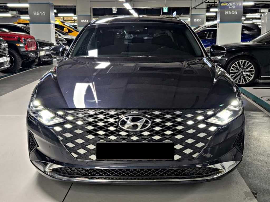 Hyundai Grandeur — photo 02