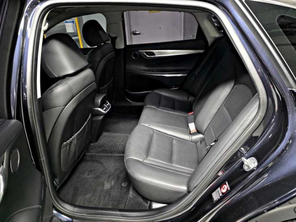 Hyundai Grandeur — photo 09