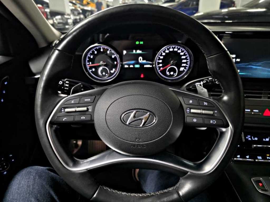 Hyundai Grandeur — photo 15