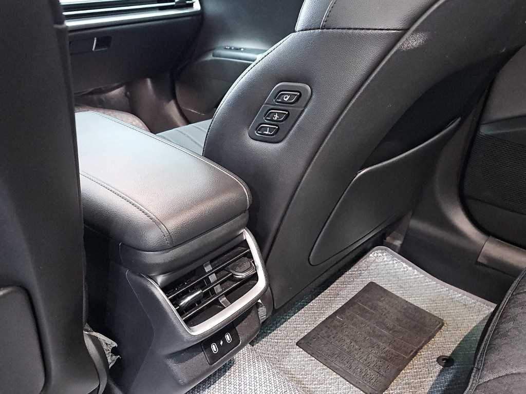 Hyundai Grandeur — photo 14