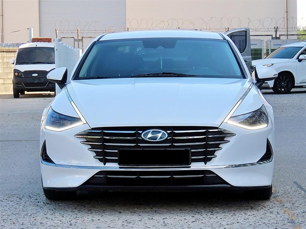 Hyundai Sonata — photo 01