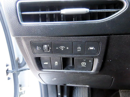 Hyundai Sonata — photo 12