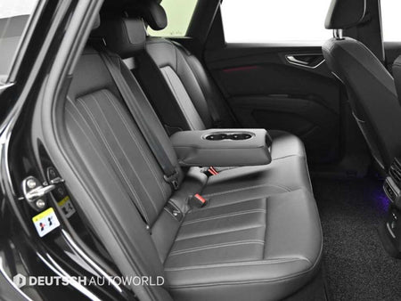 Audi Q4 e-tron — photo 12