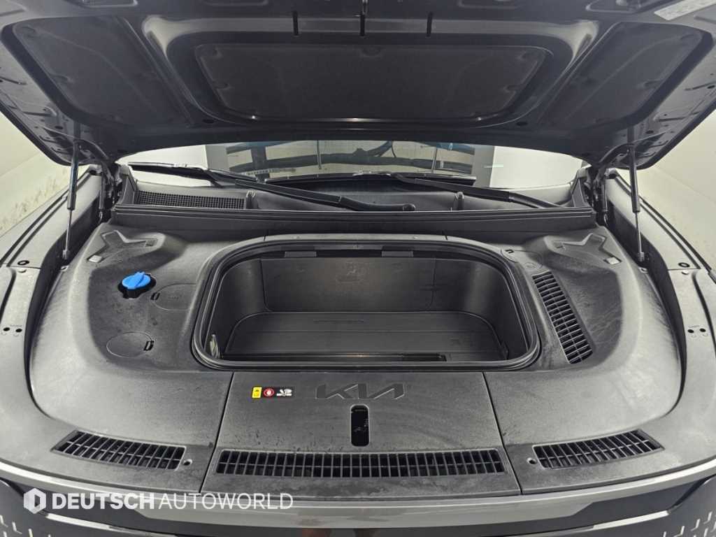 Kia EV9 — photo 06