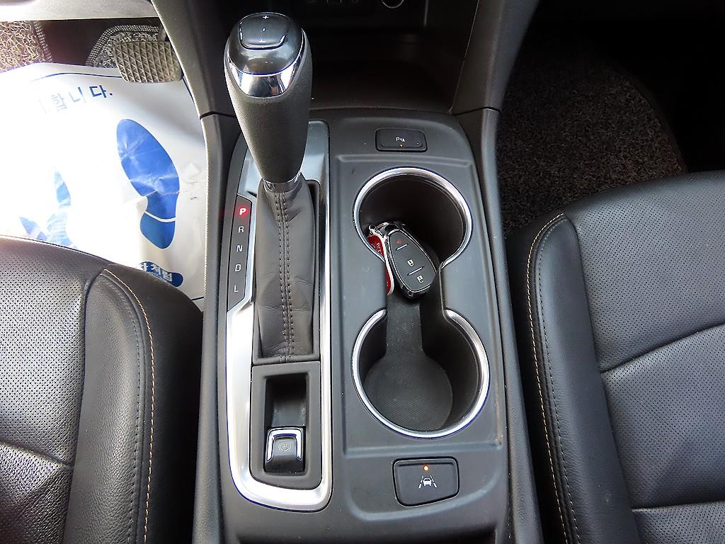 CHEVROLET Equinox — photo 12