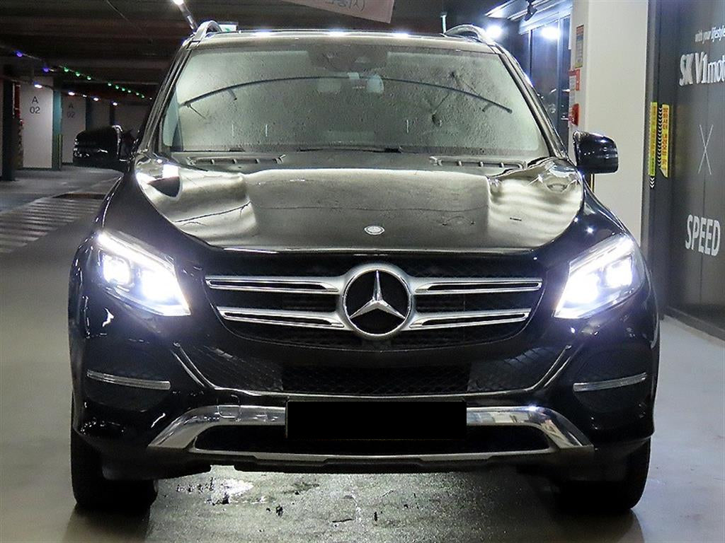 Mercedes-Benz GLE-Class — photo 02