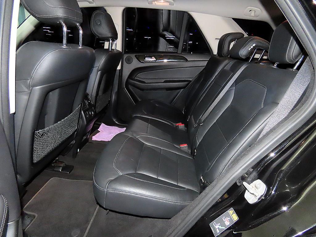 Mercedes-Benz GLE-Class — photo 07