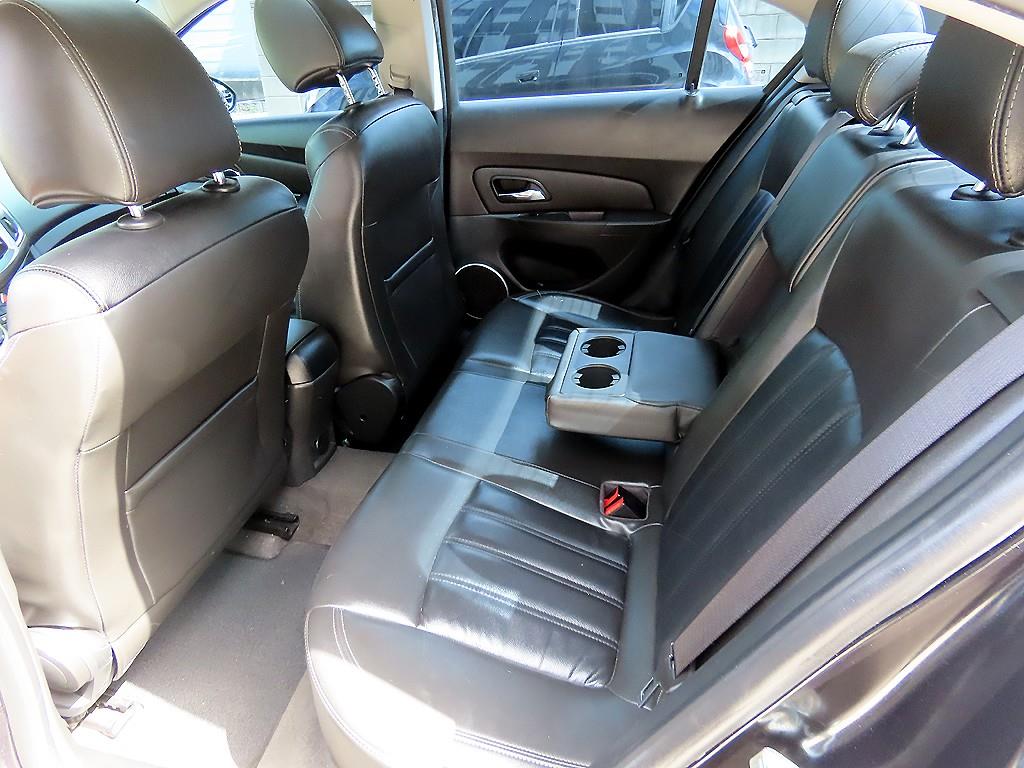 CHEVROLET Cruze — photo 06