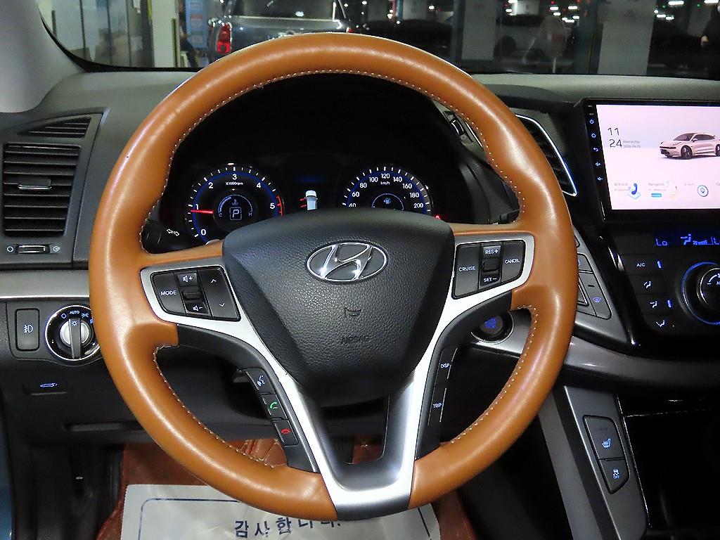 Hyundai i40 — photo 08