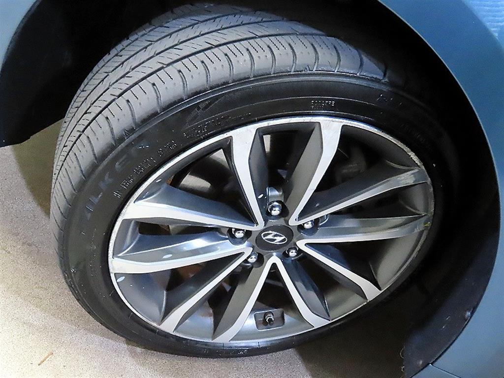 Hyundai i40 — photo 20