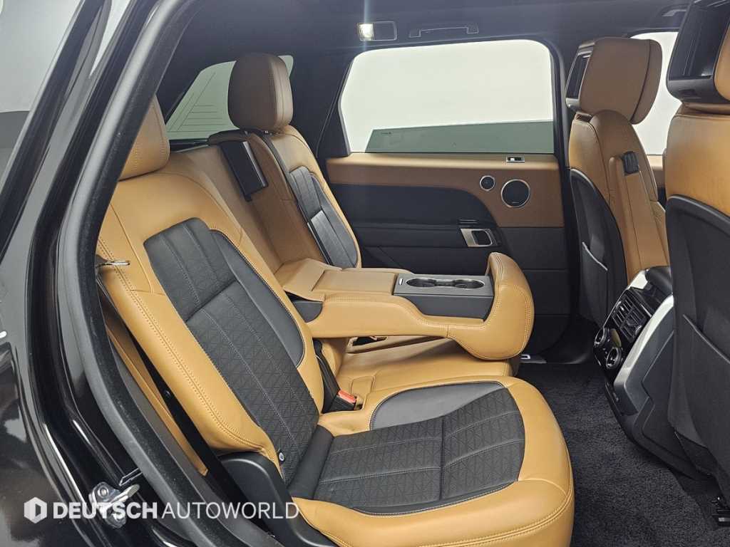 Land Rover Range Rover Sport — photo 12