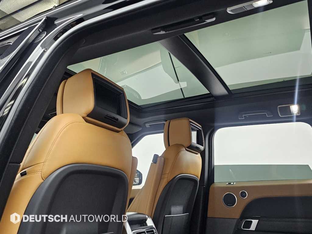 Land Rover Range Rover Sport — photo 18