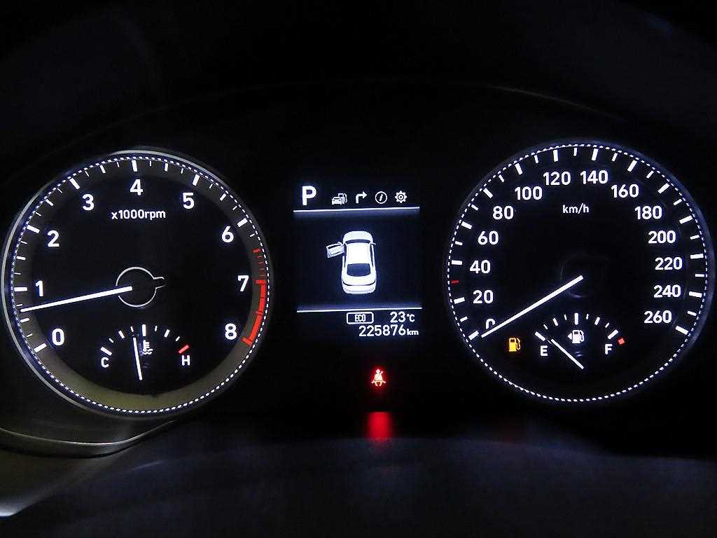 Hyundai Grandeur — photo 09