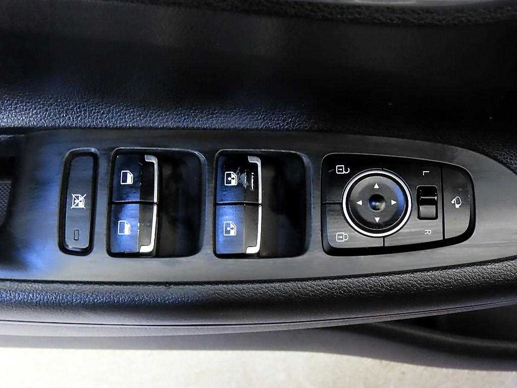 Hyundai Grandeur — photo 14
