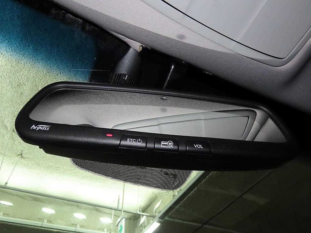 Hyundai Grandeur — photo 18