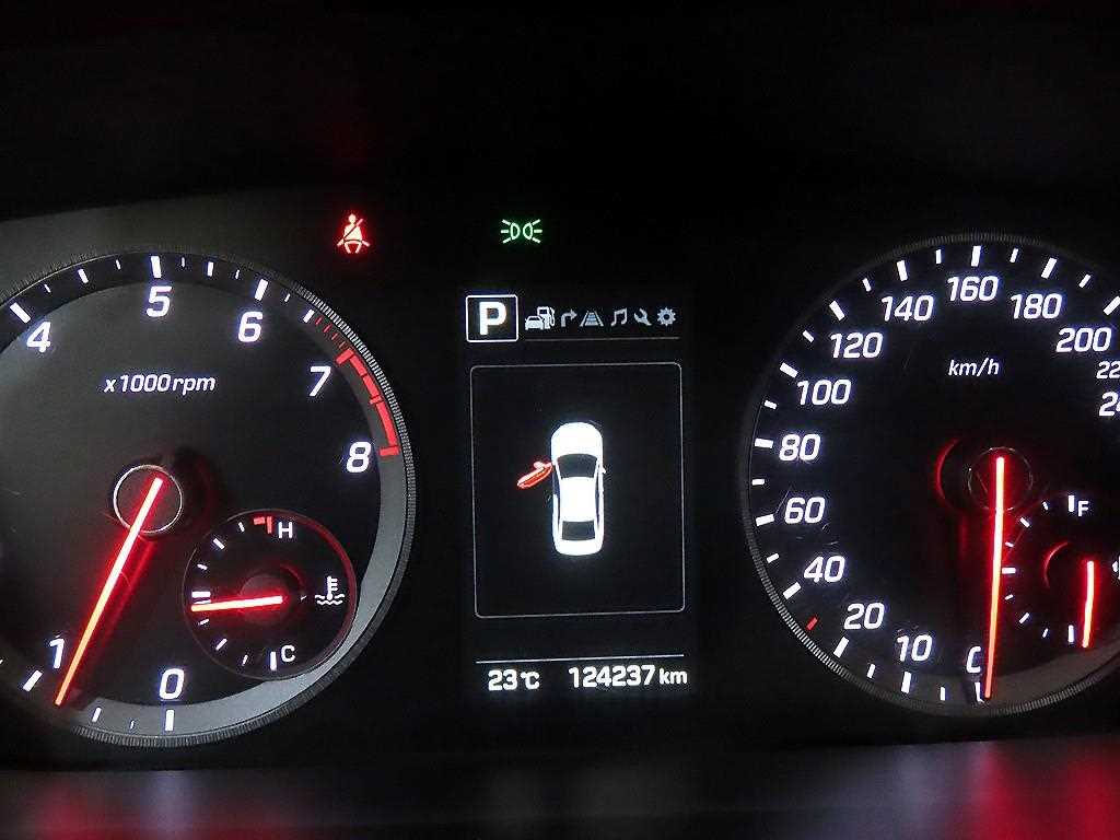 Hyundai Sonata — photo 09