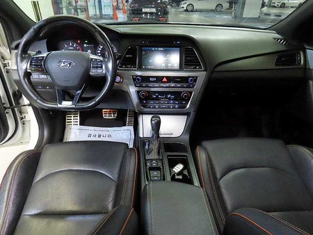 Hyundai Sonata — photo 10