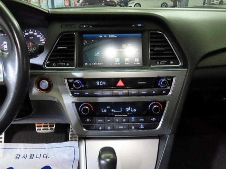 Hyundai Sonata — photo 11