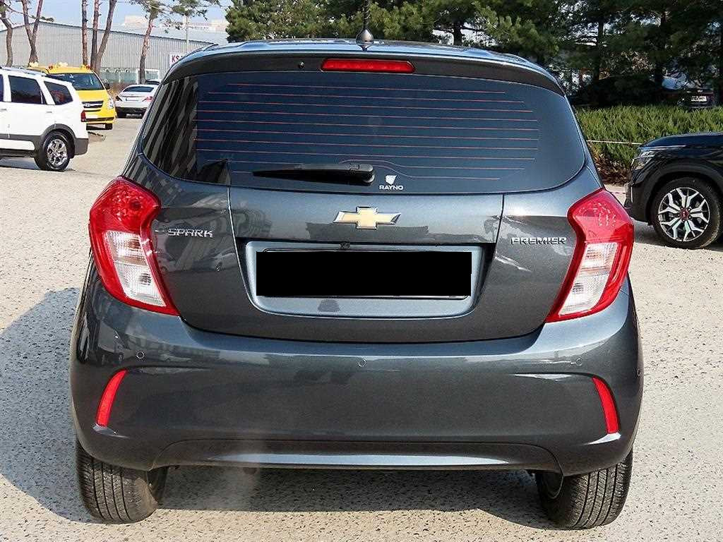 CHEVROLET Spark — photo 04
