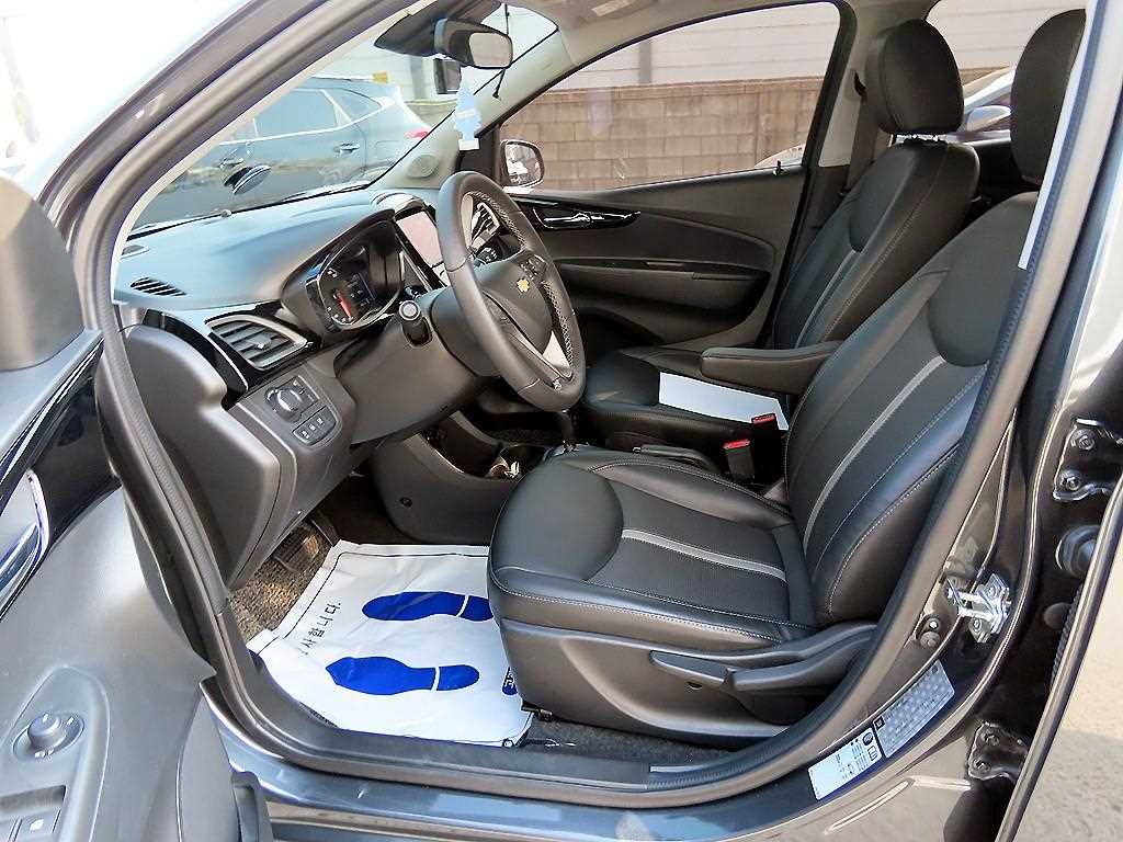 CHEVROLET Spark — photo 05
