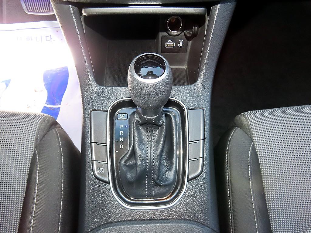 Hyundai i30 — photo 10