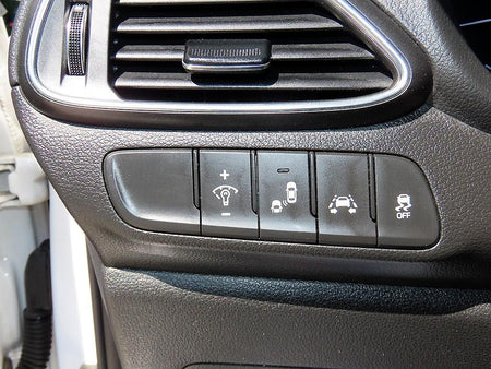 Hyundai i30 — photo 11