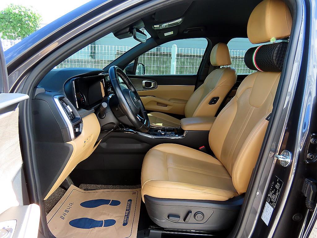 Kia Sorento — photo 05