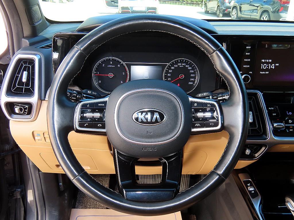 Kia Sorento — photo 08