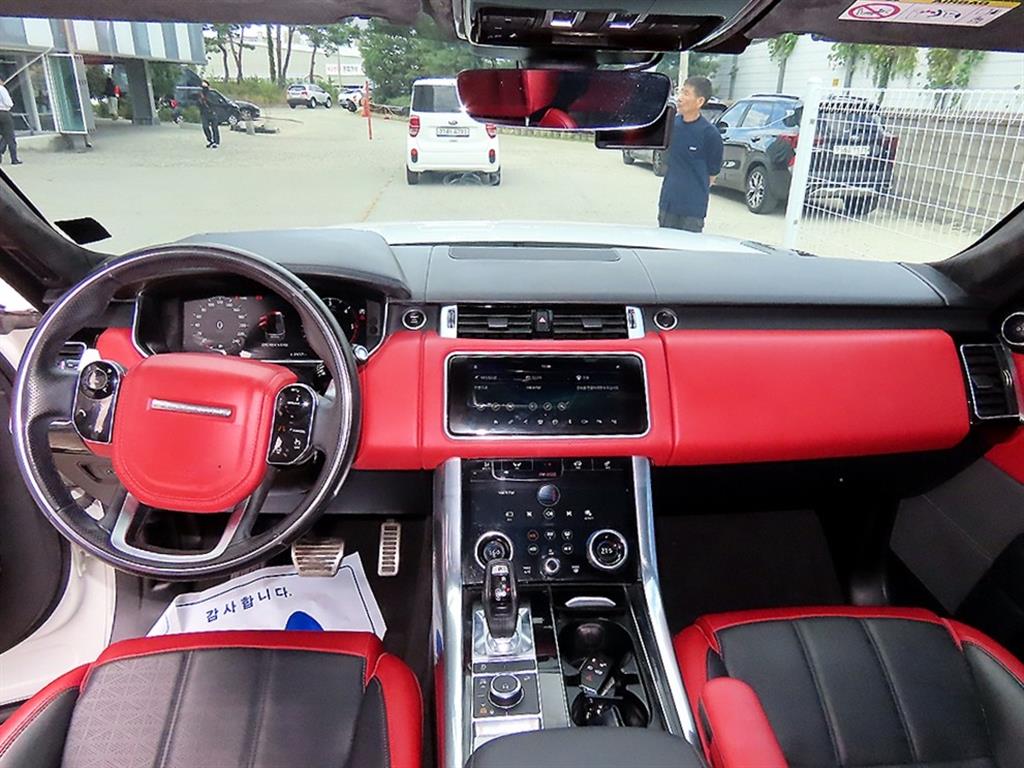 Land Rover Range Rover Sport — photo 08