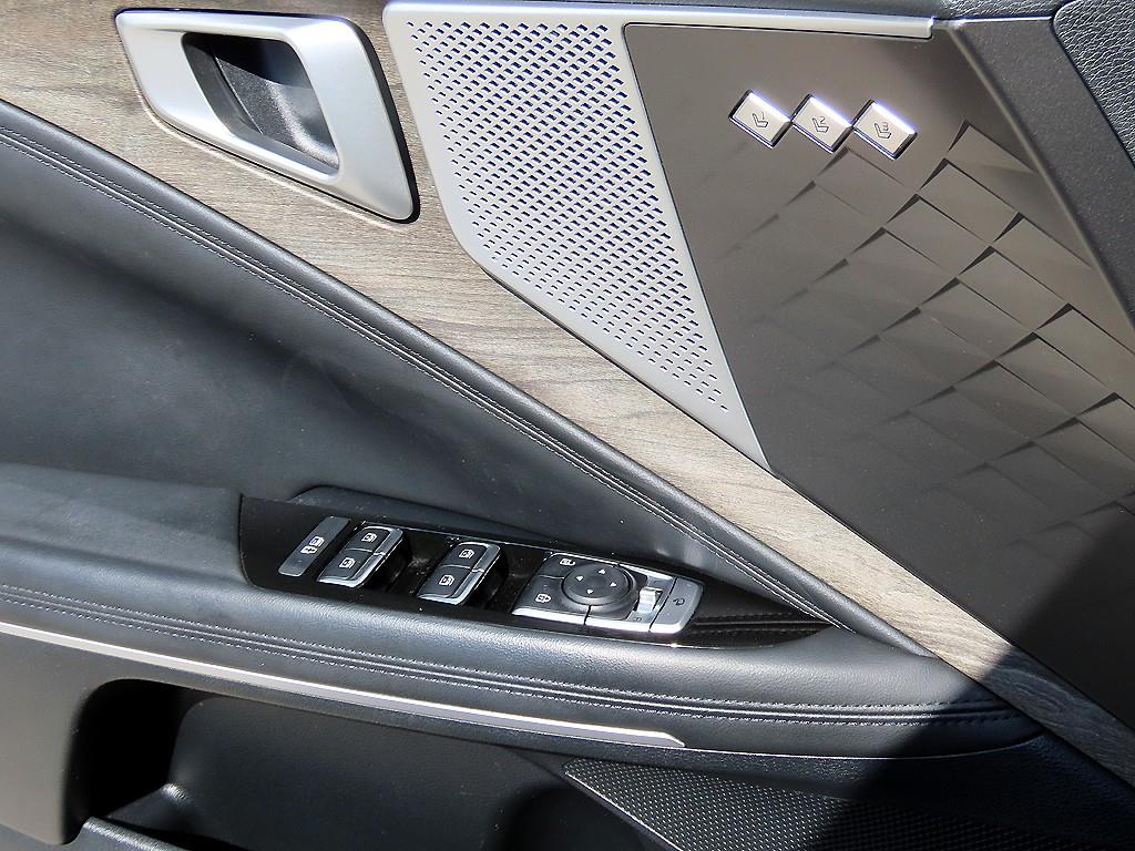 Kia K8 — photo 12
