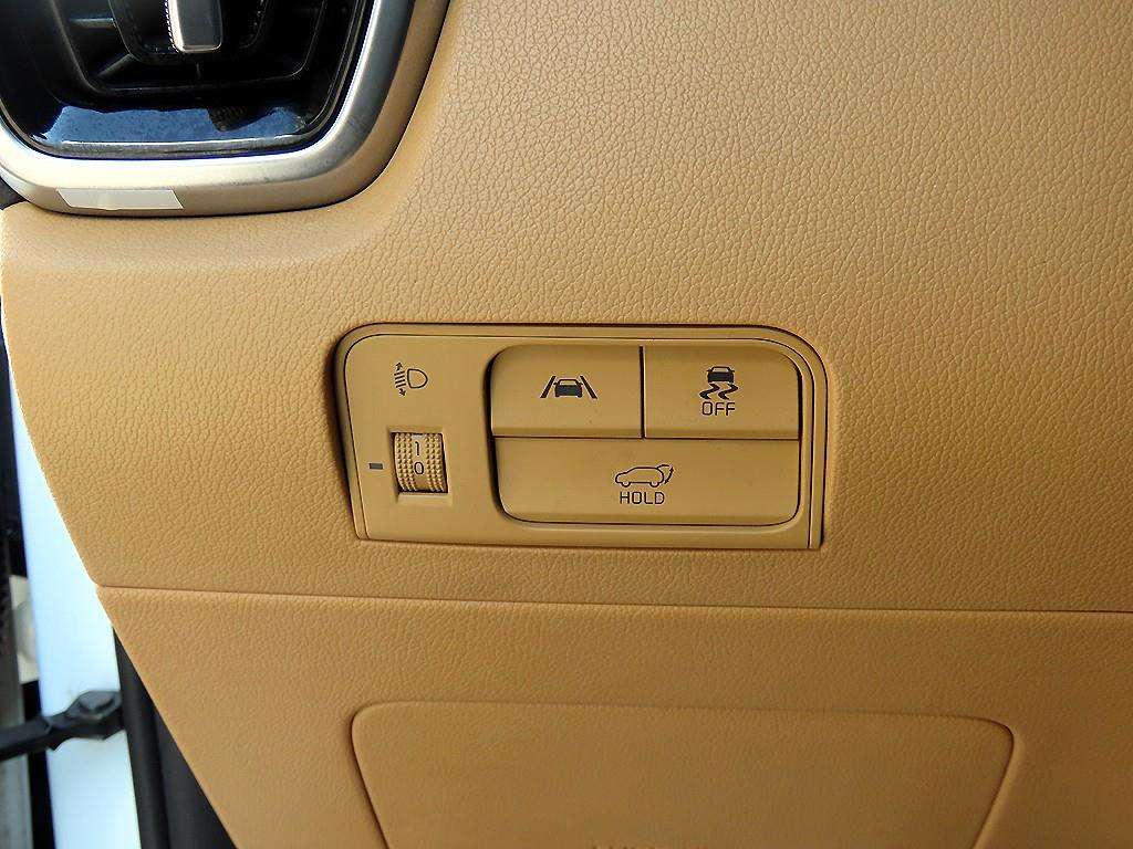 Kia Sorento — photo 11