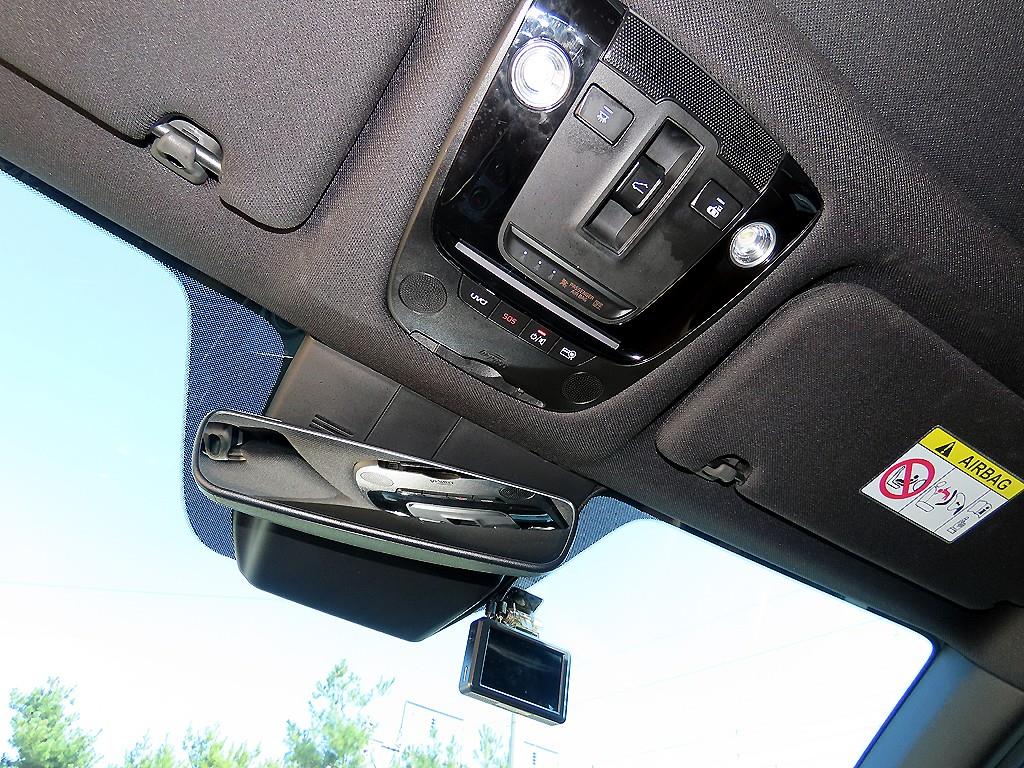 Kia Sorento — photo 13