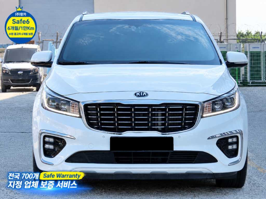 Kia Carnival — photo 01