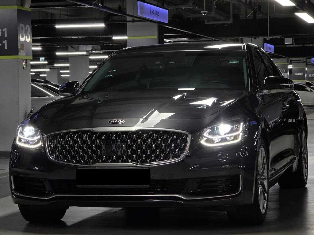 Kia K9 — photo 01