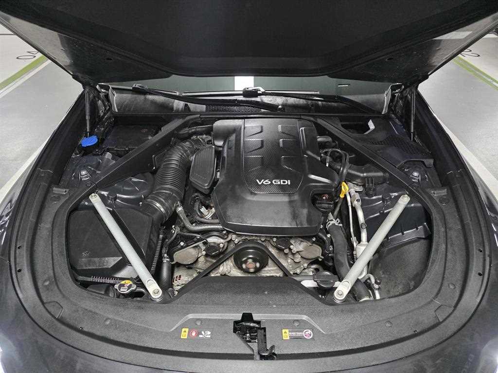 Kia K9 — photo 18