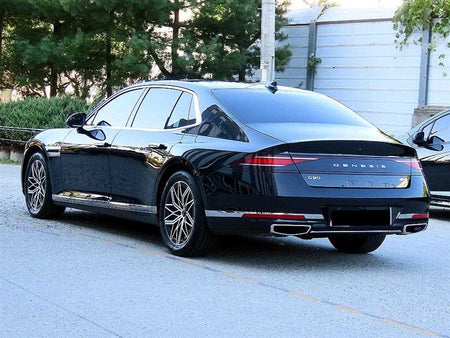 Genesis G90 — photo 03
