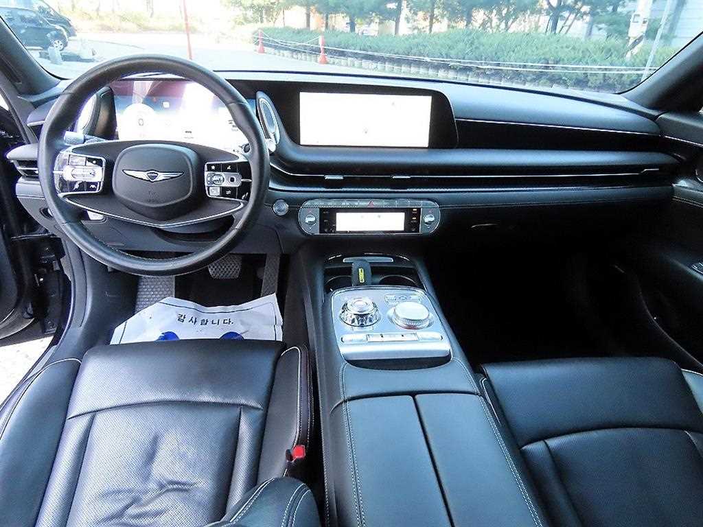 Genesis G90 — photo 07