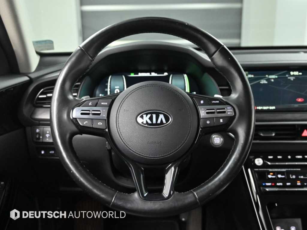 Kia K7 — photo 13