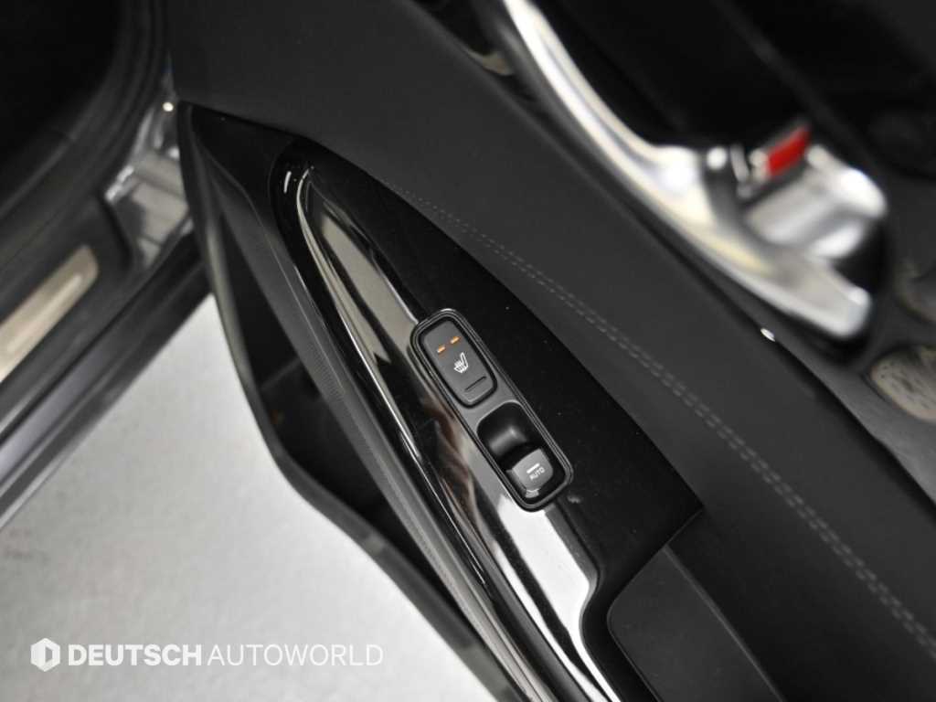 Kia K7 — photo 16