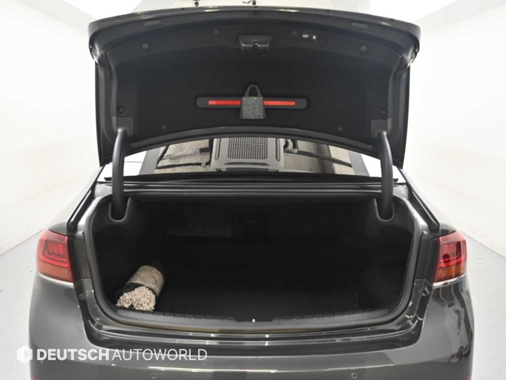 Kia K7 — photo 19