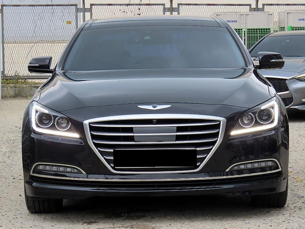 Hyundai Genesis — photo 01