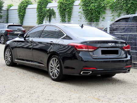 Hyundai Genesis — photo 03