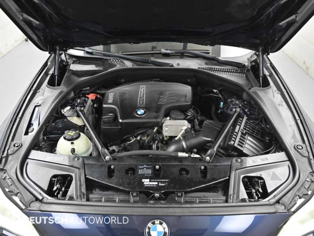 BMW 5-Series — photo 06