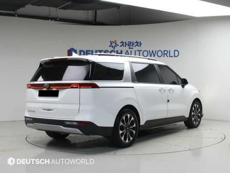Kia Carnival — photo 02