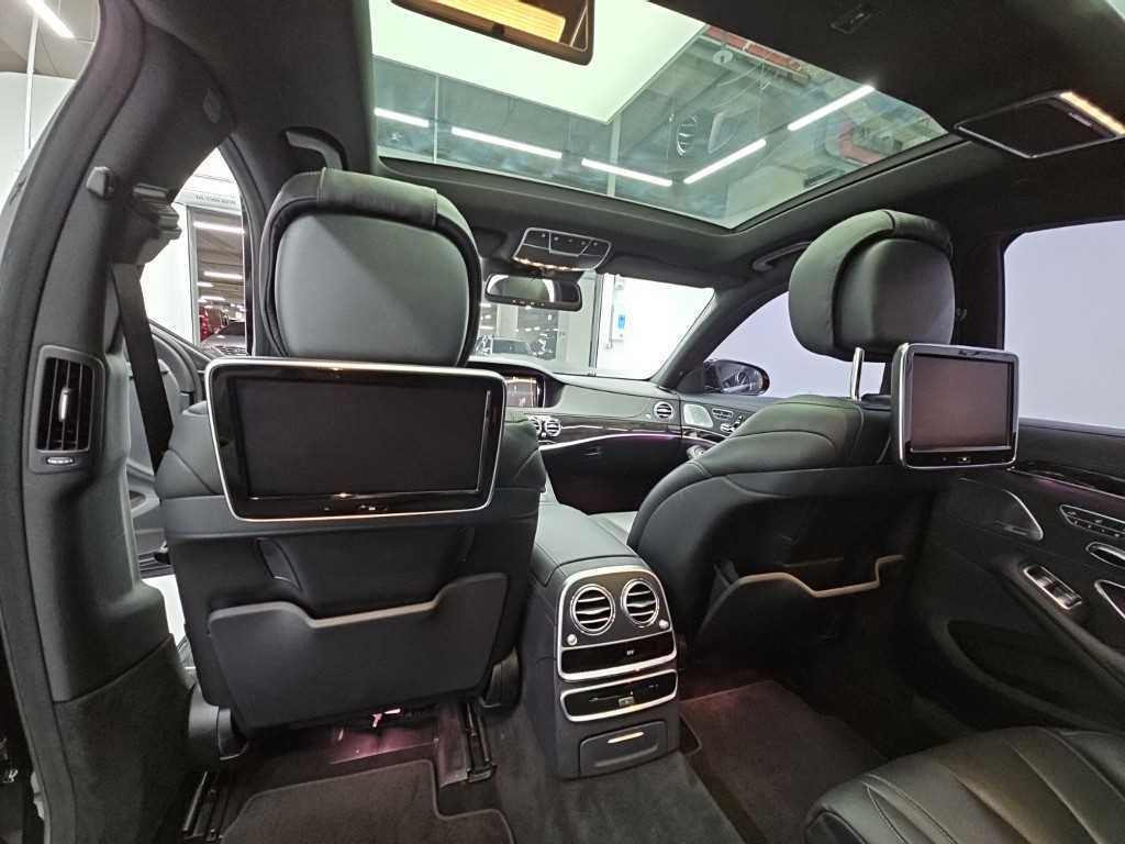 Mercedes-Benz S-Class — photo 13